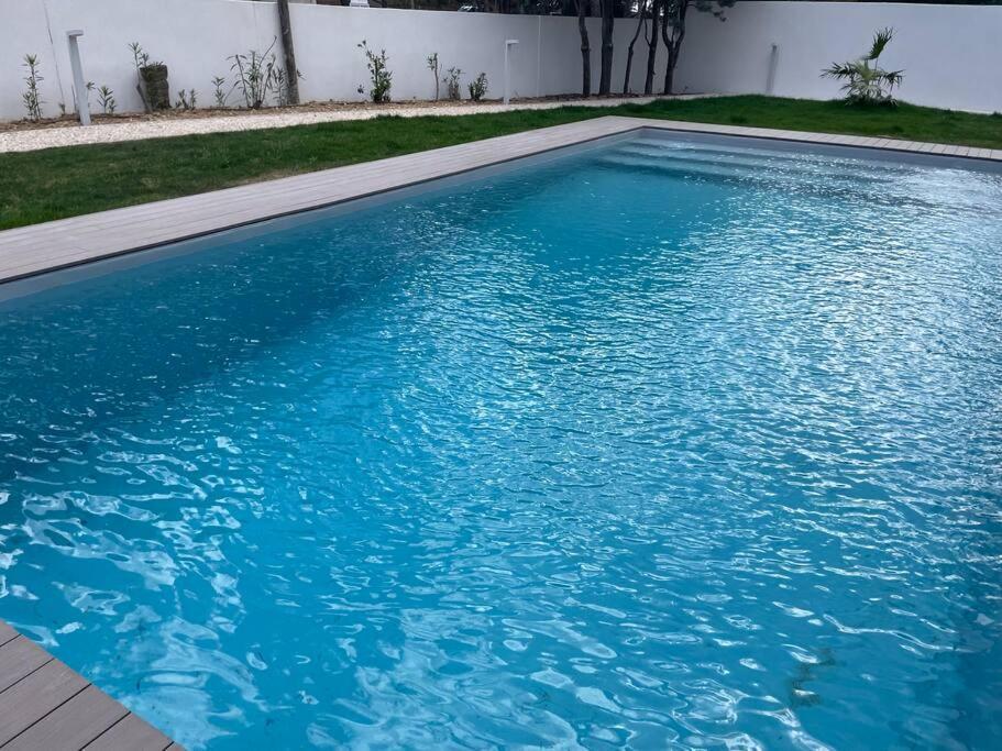 Villa Pieds Dans L'Eau 卡里勒鲁埃 外观 照片